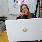 Profesora Inglés. Estudios realizados en U.K. Todos los niveles. 30 años de experiencia. Clases individuales o muy reducidas. Grupos de dos personas para exámenes Cambridge